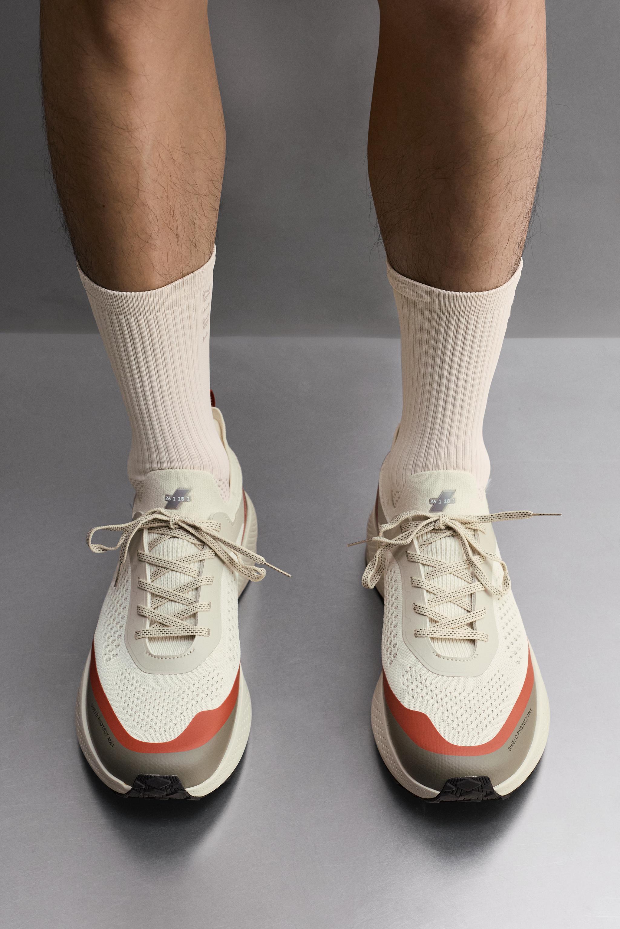 CHAUSSURES DE COURSE